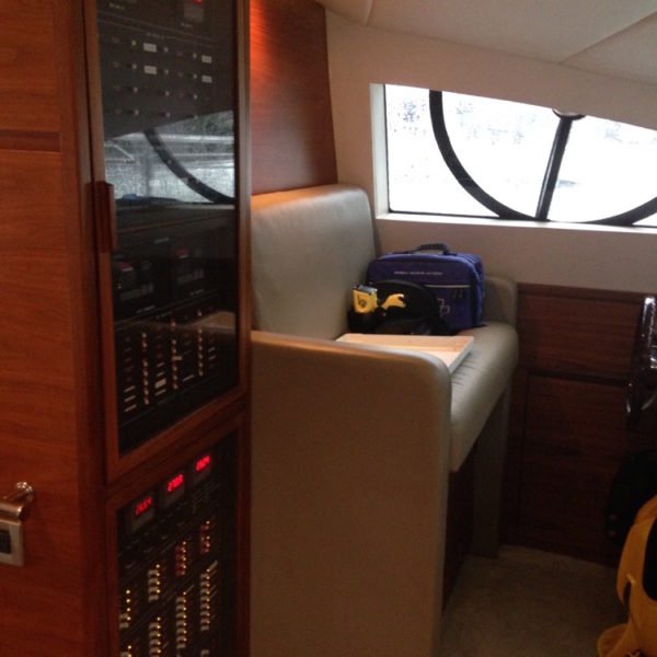 Charter 72 CAT Proboat Pirahy