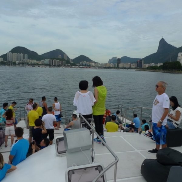 Charter 74 Cat 74 Santinna