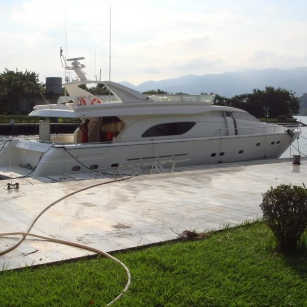 Charter 80 Ferretti Mr Cat TRE Bambini