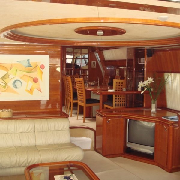 Charter 80 Ferretti Mr Cat TRE Bambini