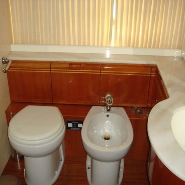 Charter 80 Ferretti Mr Cat TRE Bambini