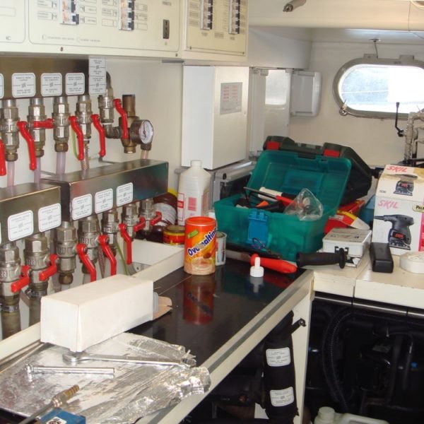 Charter 80 Ferretti Mr Cat TRE Bambini