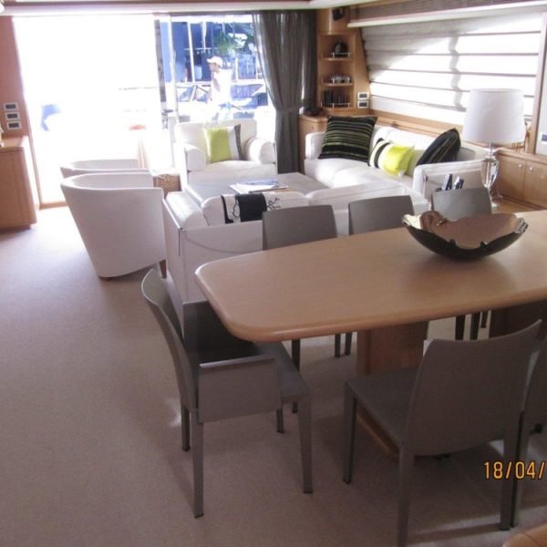 Venda 88 Ferretti 881