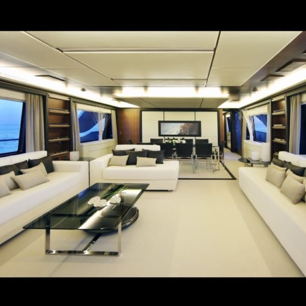 Charter Benetti 93 Zaphira