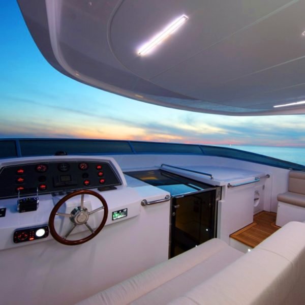 Charter Benetti 93 Zaphira