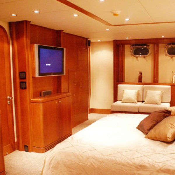 Charter 107 Trawler 107 Victoria A