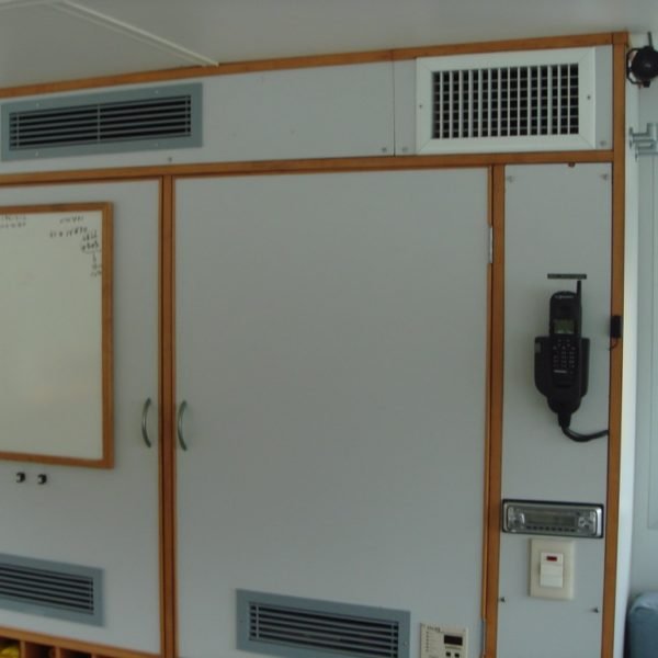 Charter Trawler 160 Deslize