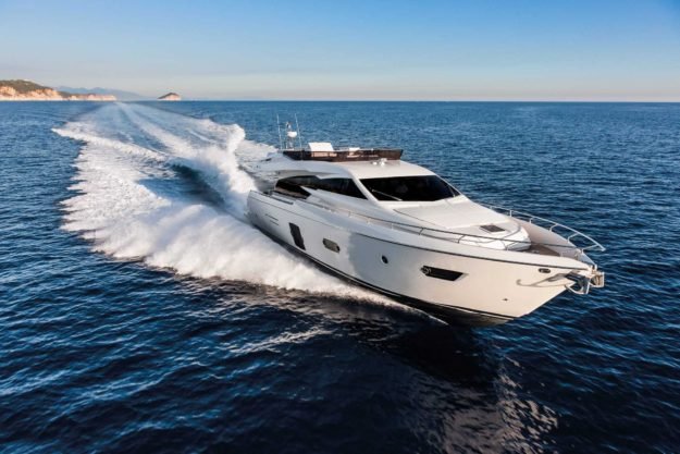 Ferretti 750