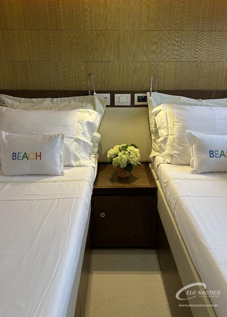 75 FERRETTI 750 MARIA CRISTINA IMG_7372