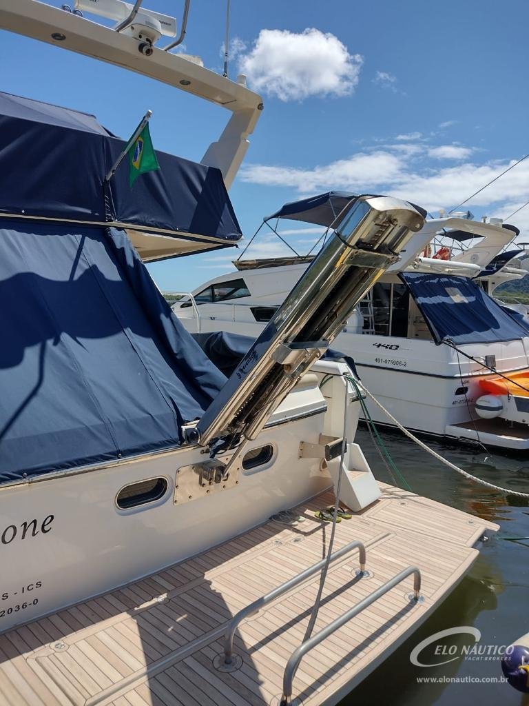 50 Ferretti 50 PASSIONE (15)