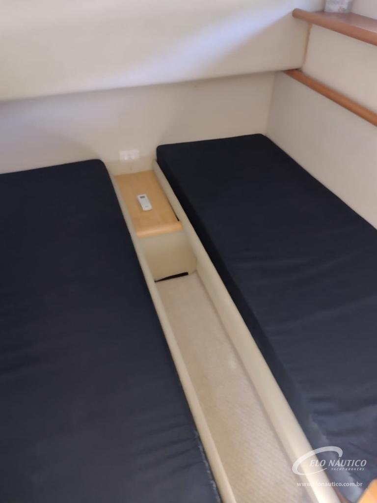 50 Ferretti 50 PASSIONE (8)