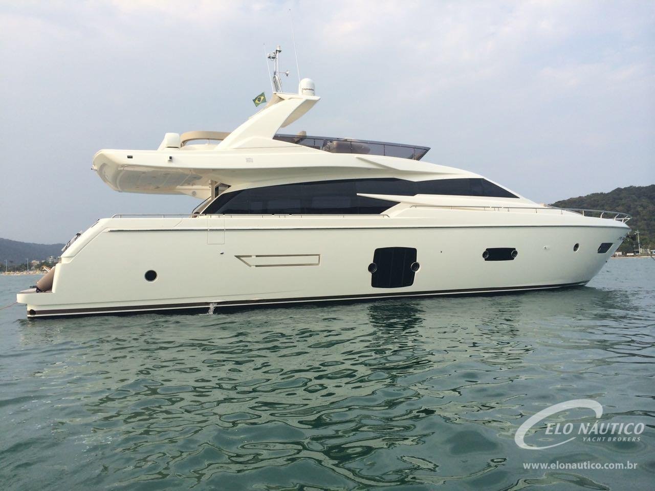 Ferretti 75 SPLENDO Través
