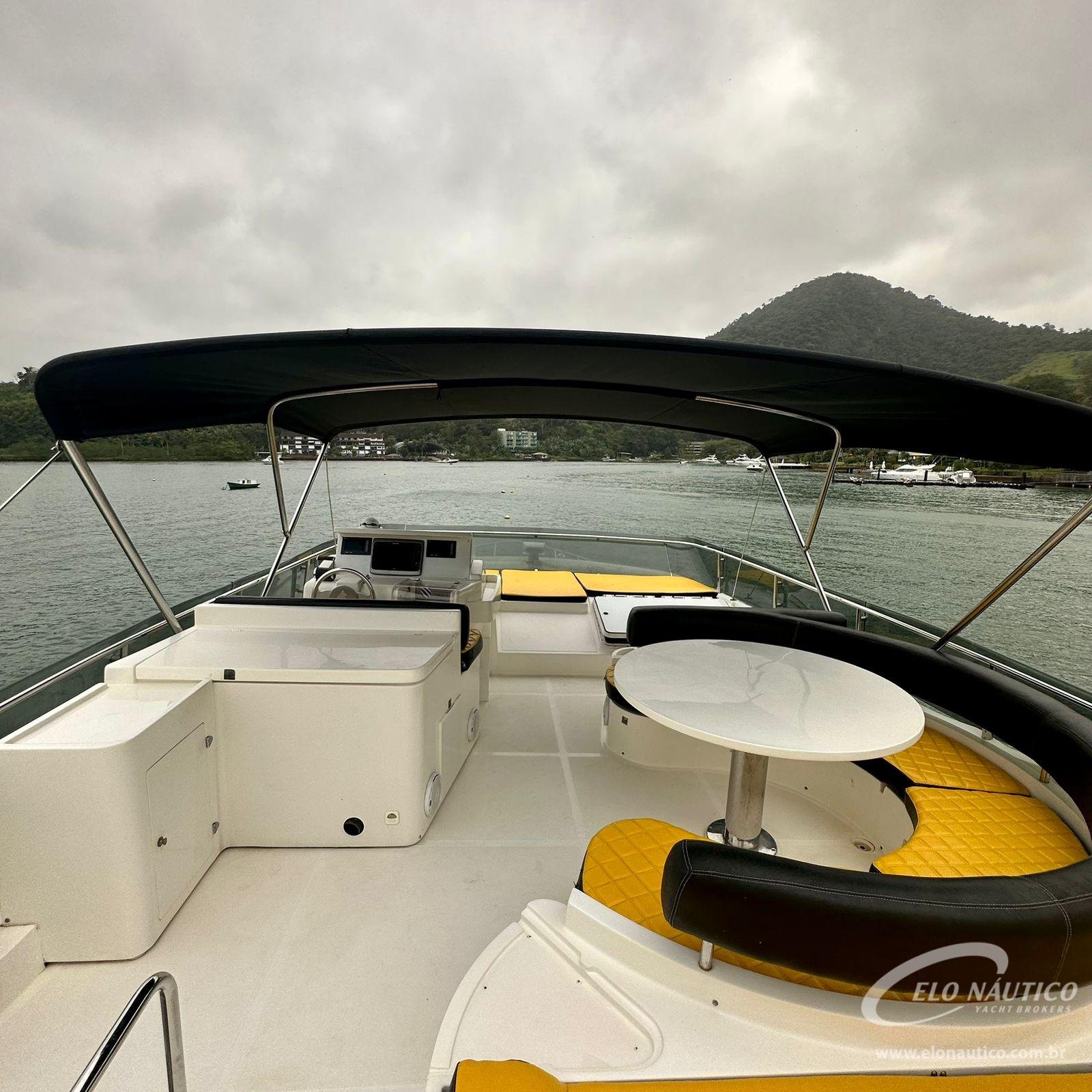 70 Ferretti 70 2005 EXPLORER (12)