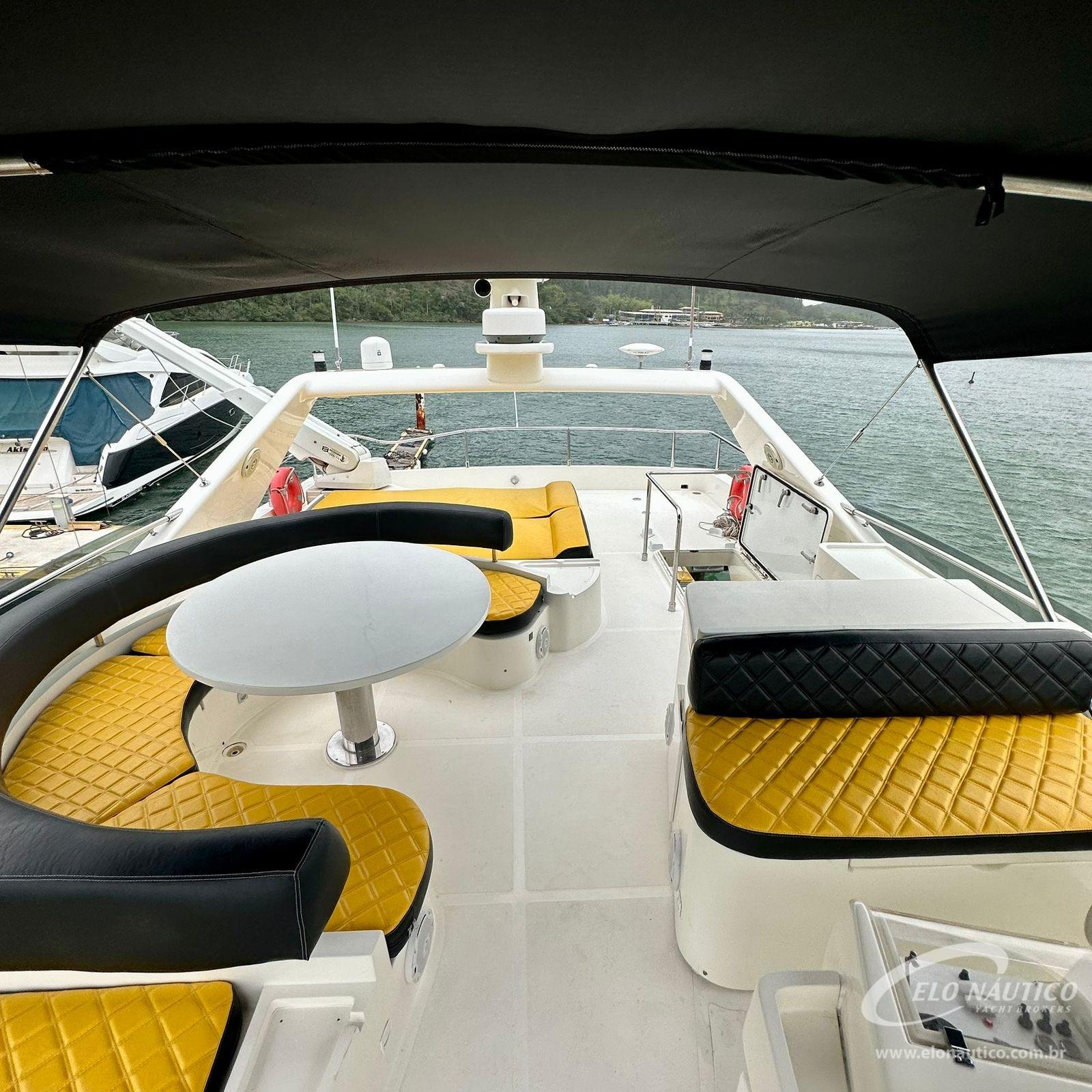 70 Ferretti 70 2005 EXPLORER (13)