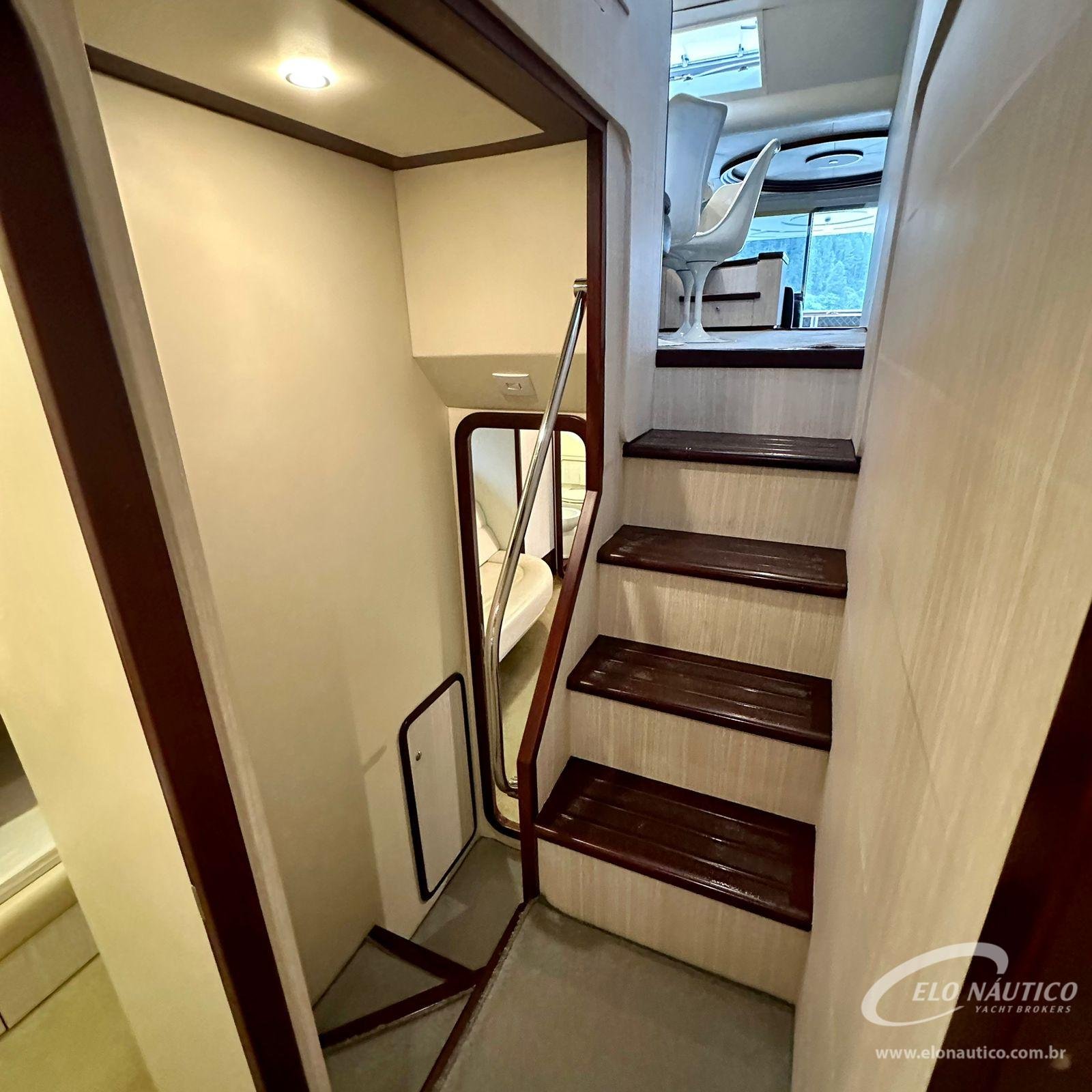 70 Ferretti 70 2005 EXPLORER (16)