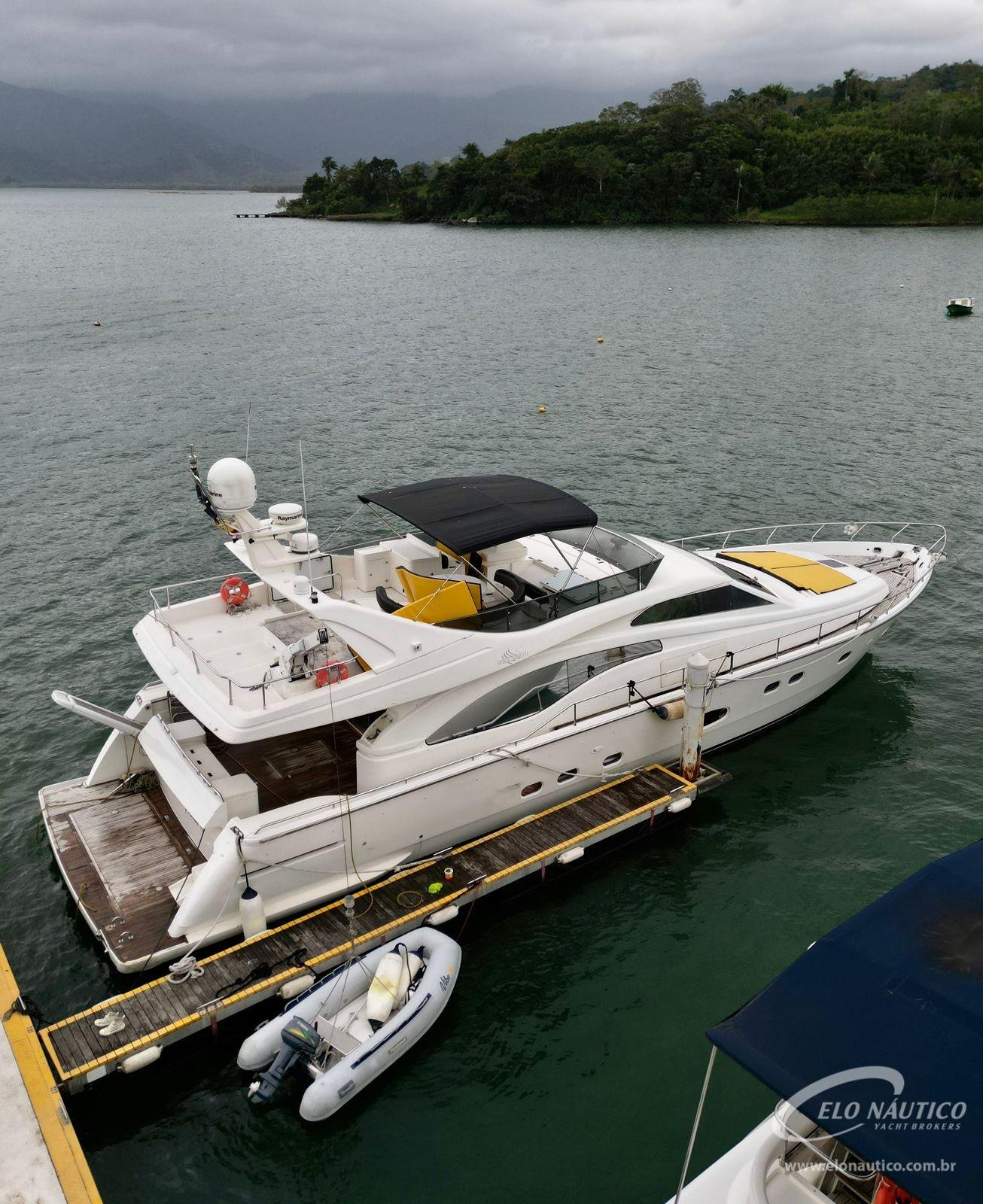 70 Ferretti 70 2005 EXPLORER (17)