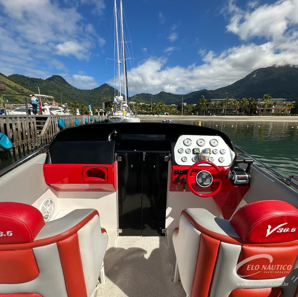 36 Superboats 365 PLENITUDE I (8)